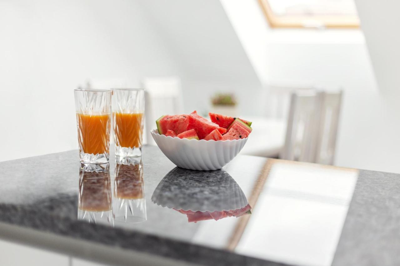 Luxurious Kaunas Basilica Apartment In Old Town By Urban Rent Exteriör bild